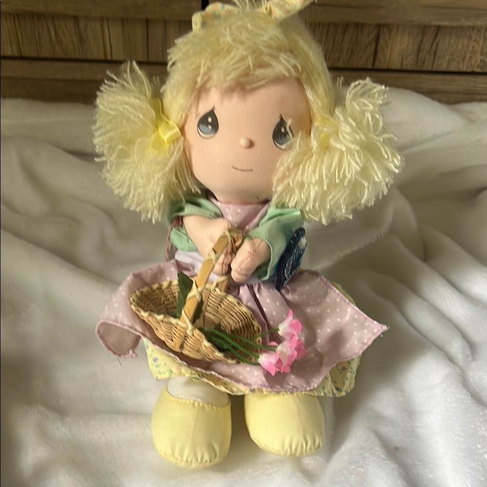 Vintage precious moments Easter doll